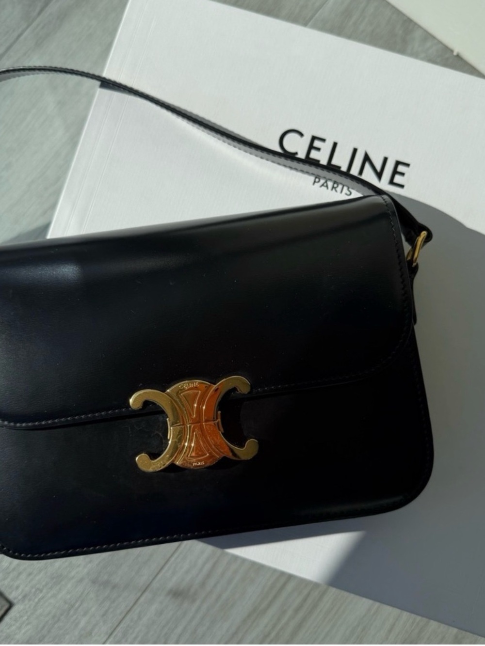 Celine Black Leather Triomphe Shoulder Crossbody with Gold Emblem - Picture 4 of 8